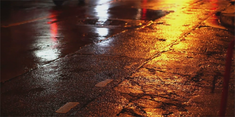 28款实拍雨景下雨天的城市唯美意境夜晚街景视频素材