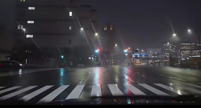 87款-下雨天车内固定机位空镜头视频素材下载